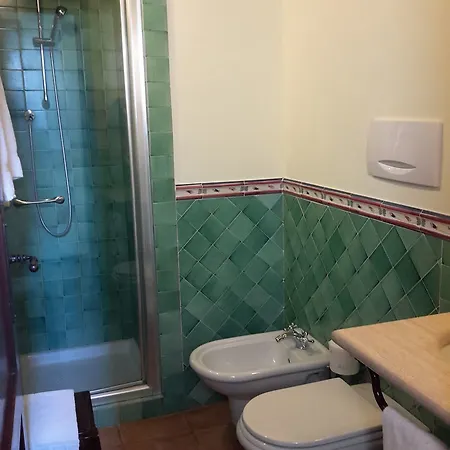 Le Vignole Country house *
