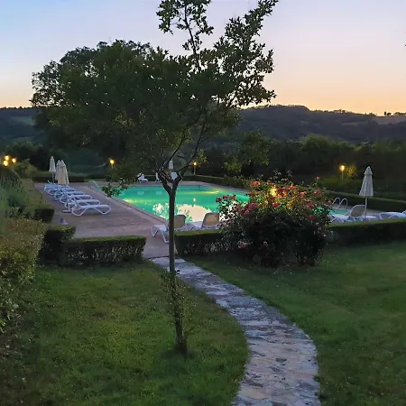 Le Vignole Country house